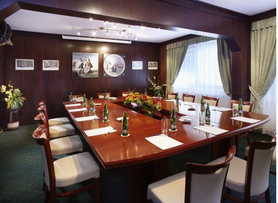 Orea Hotel Voro เบอร์โน ภายนอก รูปภาพ