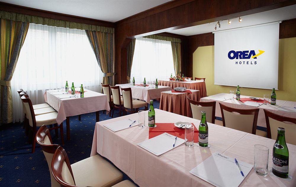 Orea Hotel Voro เบอร์โน ภายนอก รูปภาพ