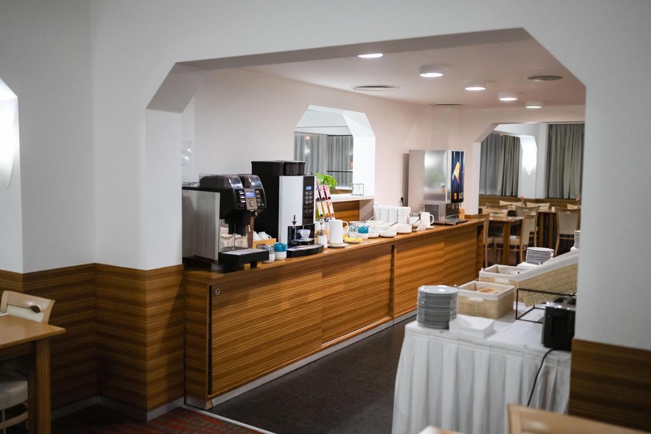 Orea Hotel Voro เบอร์โน ภายนอก รูปภาพ