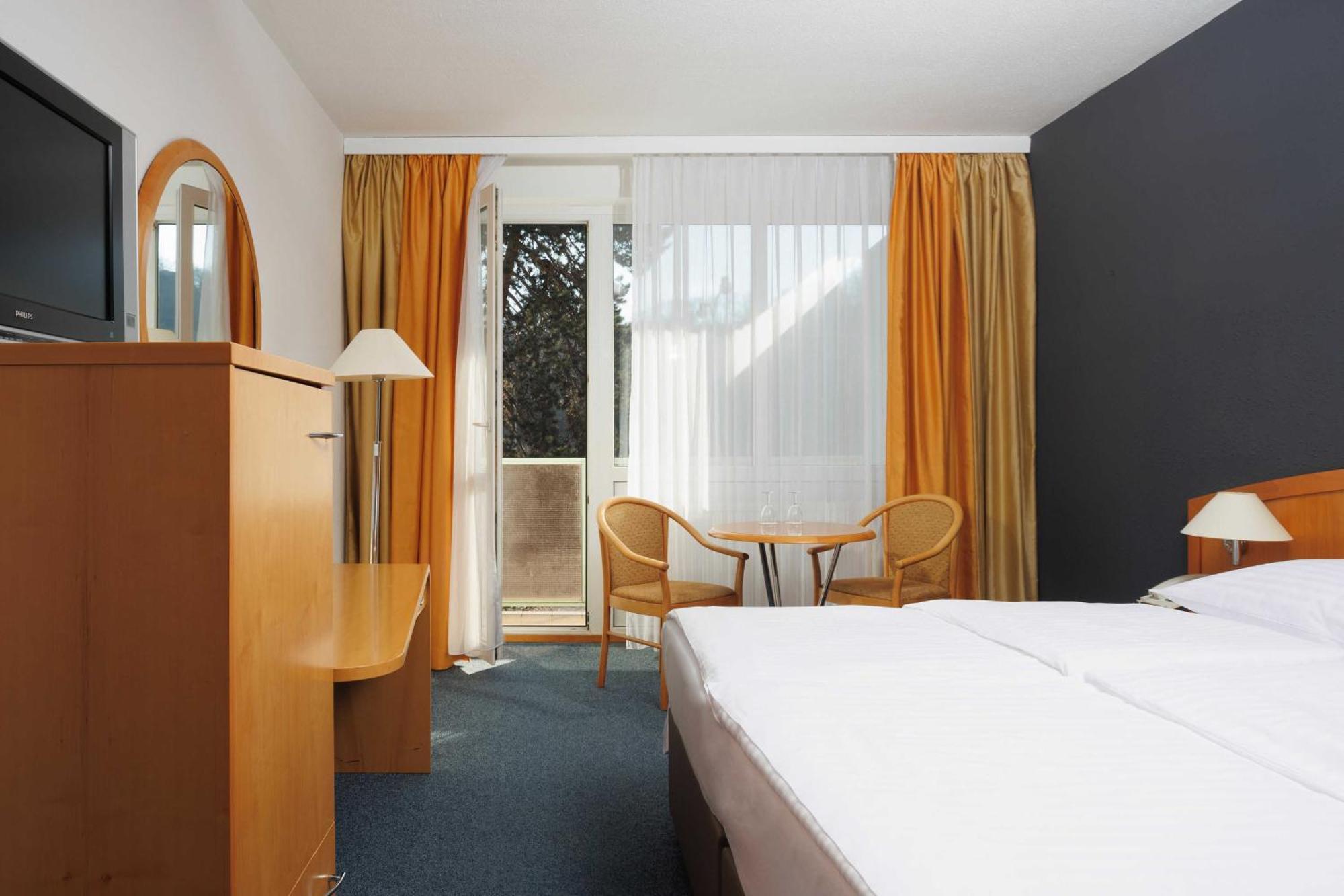 Orea Hotel Voro เบอร์โน ภายนอก รูปภาพ