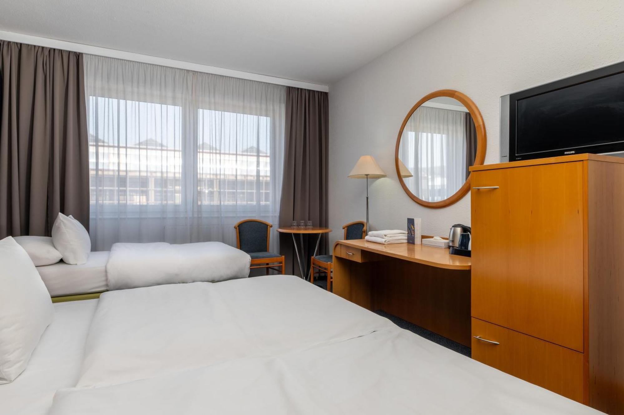 Orea Hotel Voro เบอร์โน ภายนอก รูปภาพ