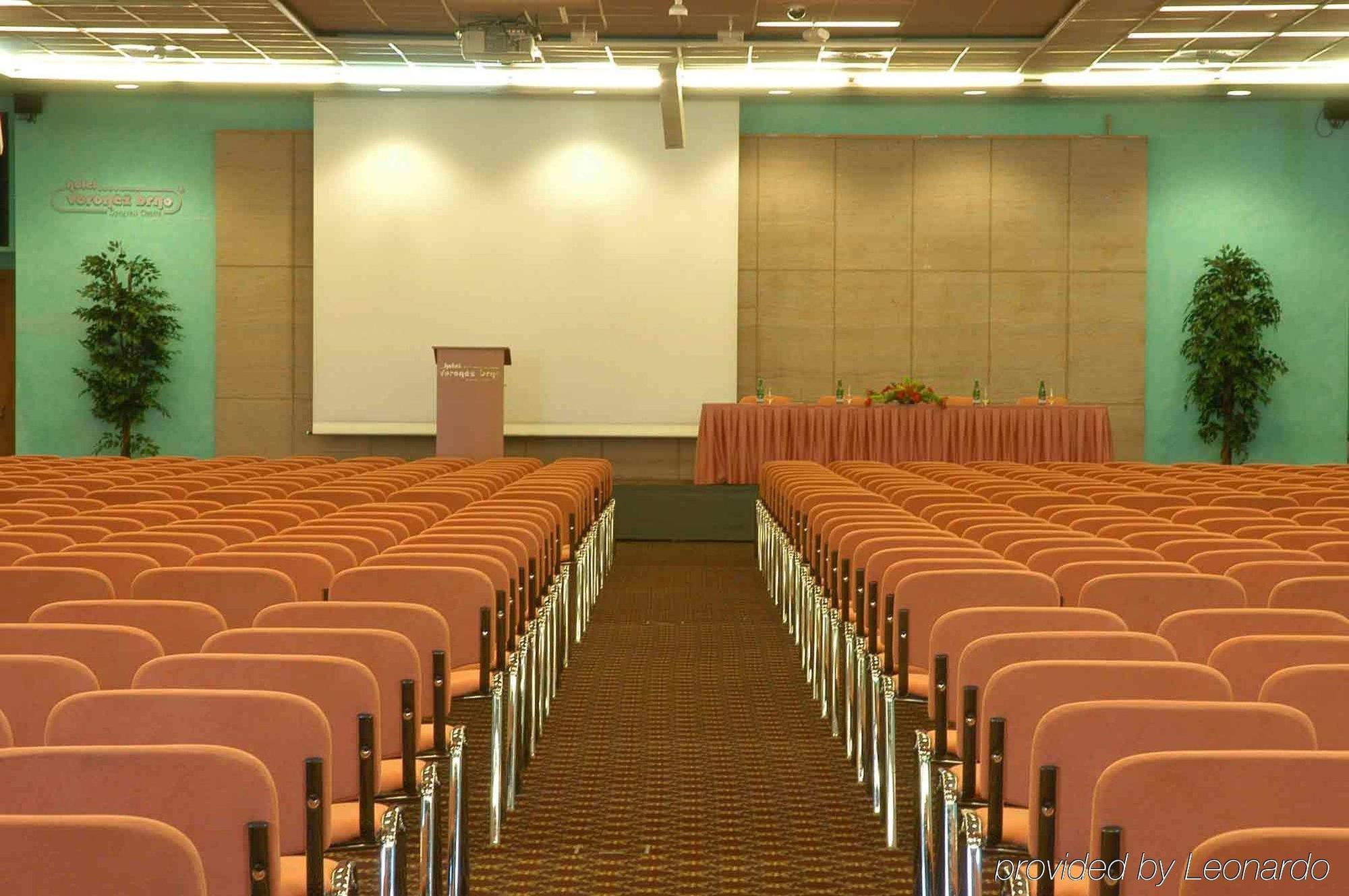 Orea Hotel Voro เบอร์โน ภายนอก รูปภาพ