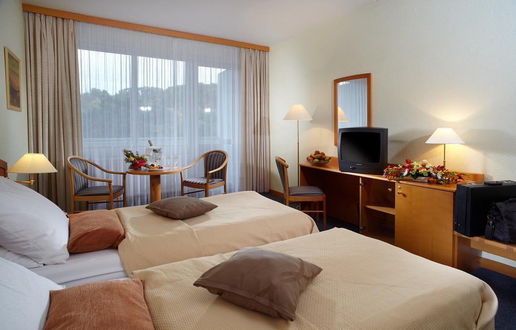 Orea Hotel Voro เบอร์โน ภายนอก รูปภาพ