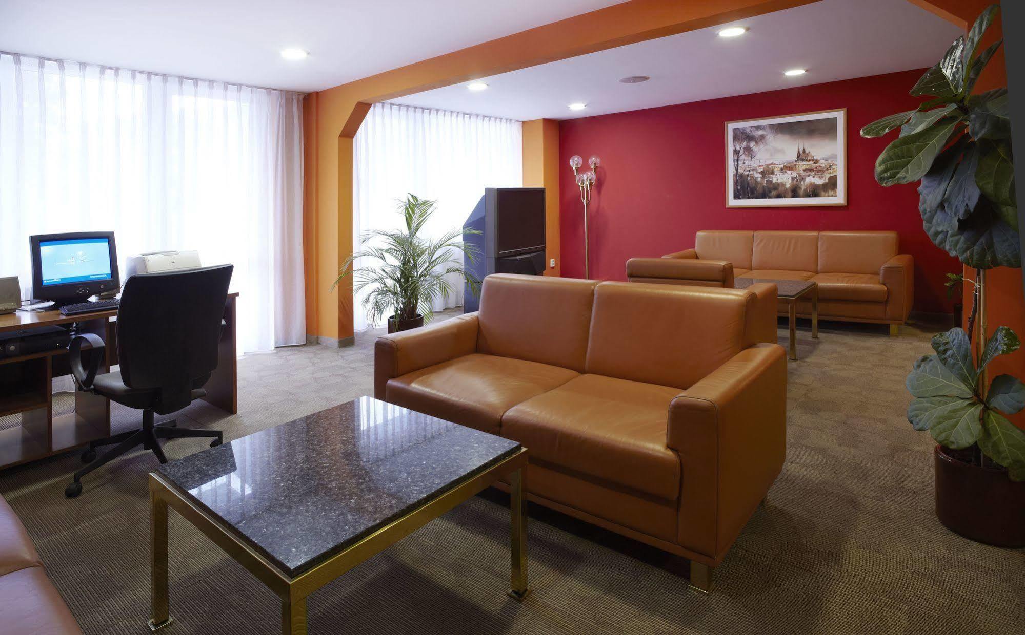 Orea Hotel Voro เบอร์โน ภายนอก รูปภาพ