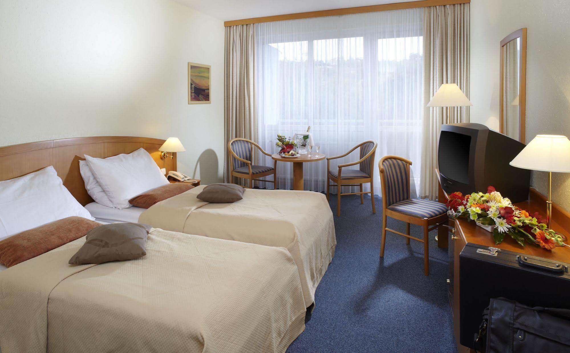 Orea Hotel Voro เบอร์โน ภายนอก รูปภาพ